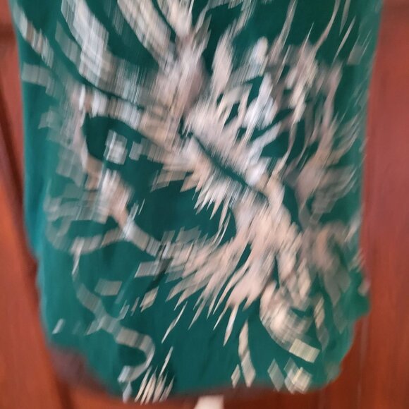 St. Johns Bay Green Floral Graphic Short Sleeve T-Shirt Womens L 100% Cotton Cas - Picture 2 of 6